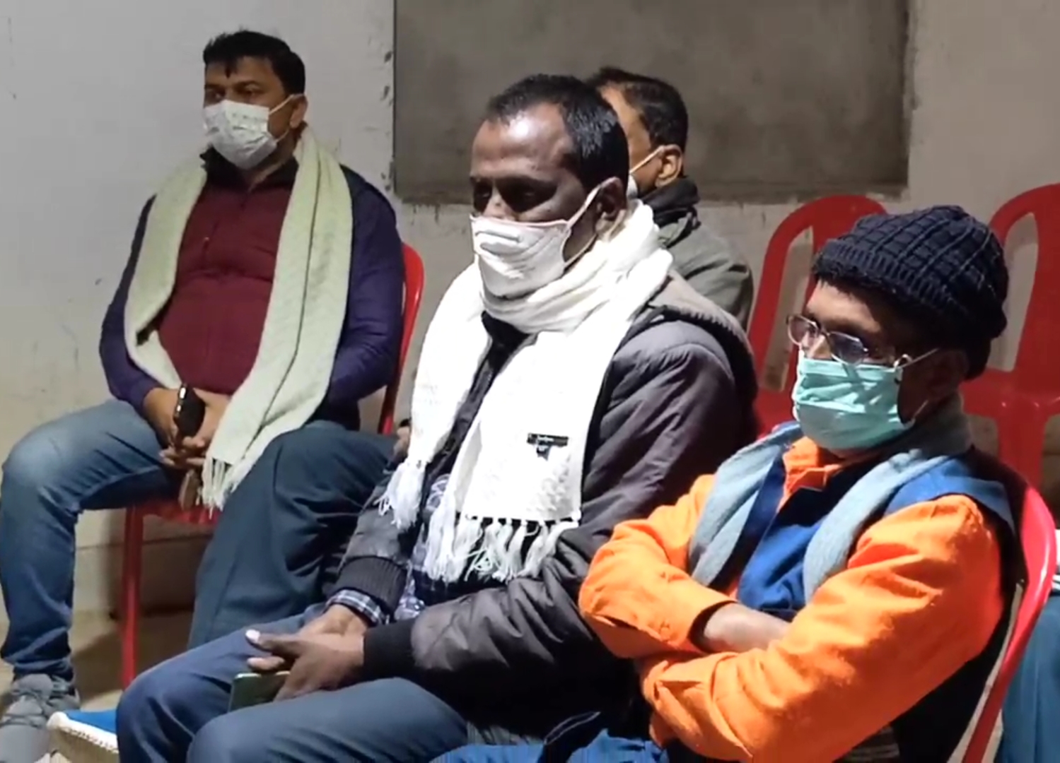 हिलसा प्रखंड कार्यालय में पंचायत के विकास को लेकर जनप्रतिनिधियों का किया गया बैठक